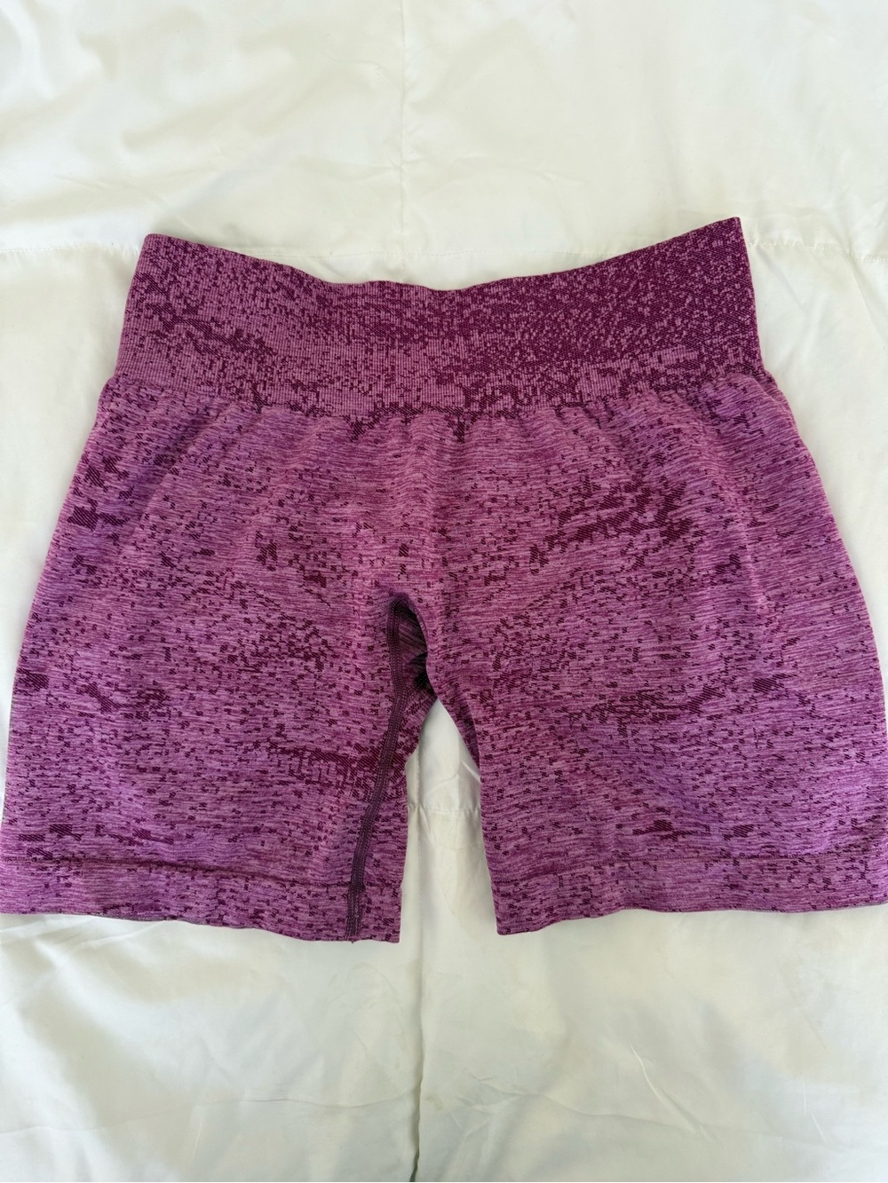NVGTN Digital Seamless Shorts- Sugarplum Size Small